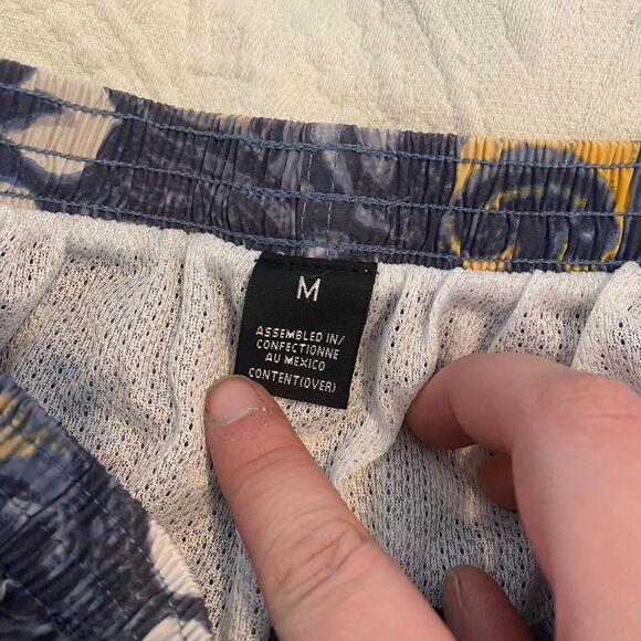 Vintage Patagonia size Medium Hibiscus Hawaiian Floral Surf Swim Trunks Shorts - Picture 4 of 8